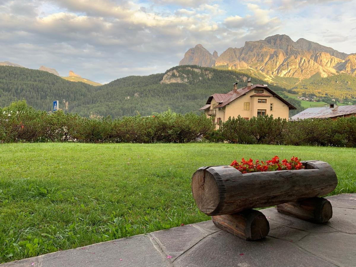 Casa Vacanze 5 Torri Κορτίνα Ντ' Αμπέτσο Εξωτερικό φωτογραφία